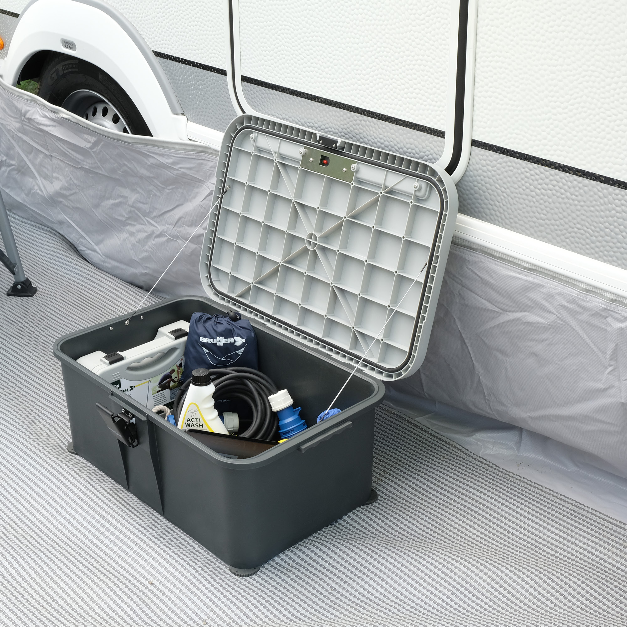 Boxstep ng motorhome entry step with storage - Image 5
